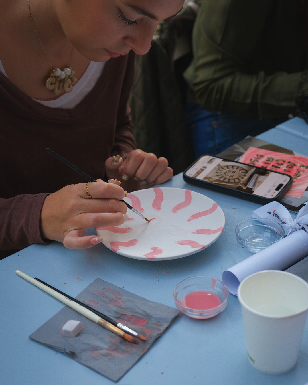 Paint it pretty for Christmas! - workshop di pittura su ceramica con Musae Studio