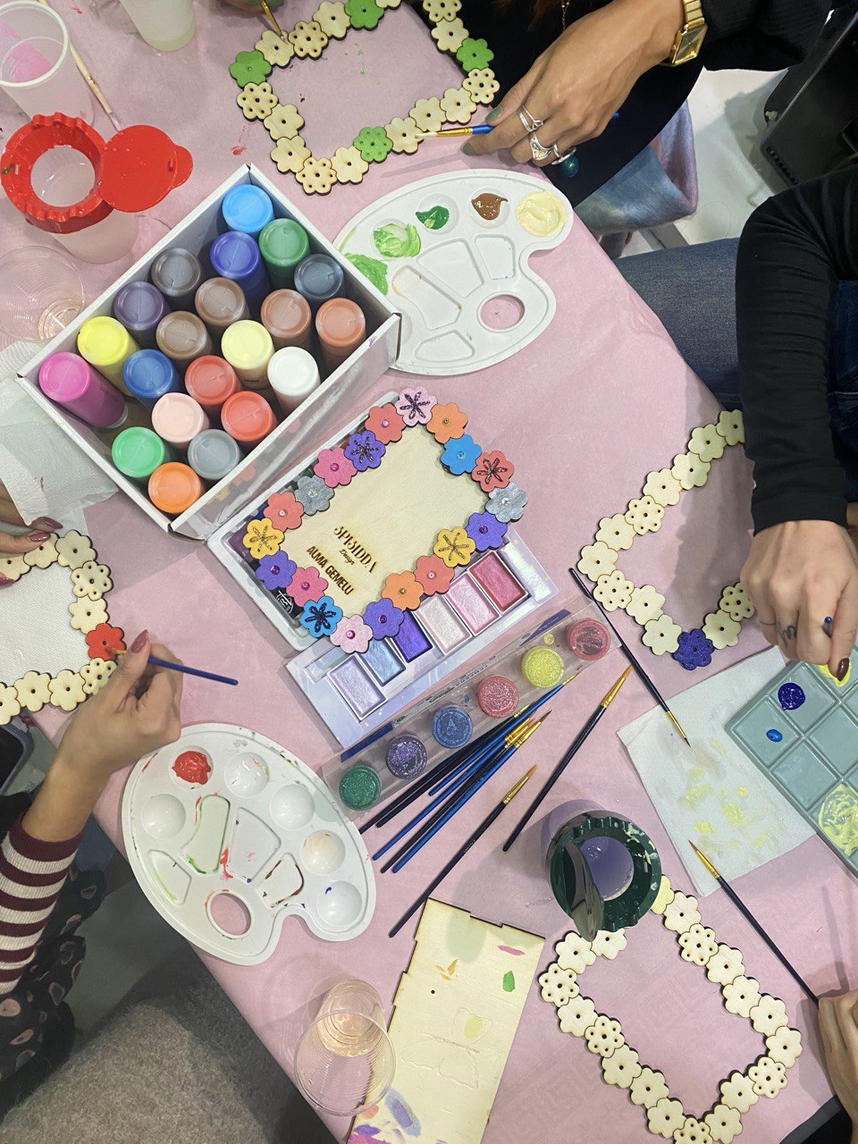 Polaroid Frame Making for Kids @ TANA - Certosa is Craft