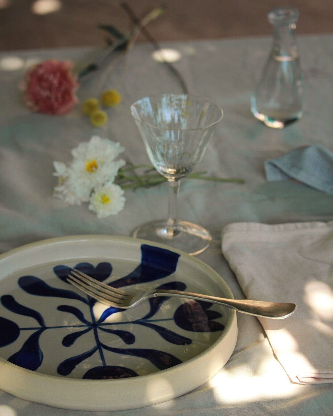 Handmade Tulips plate - Zalea Ceramic