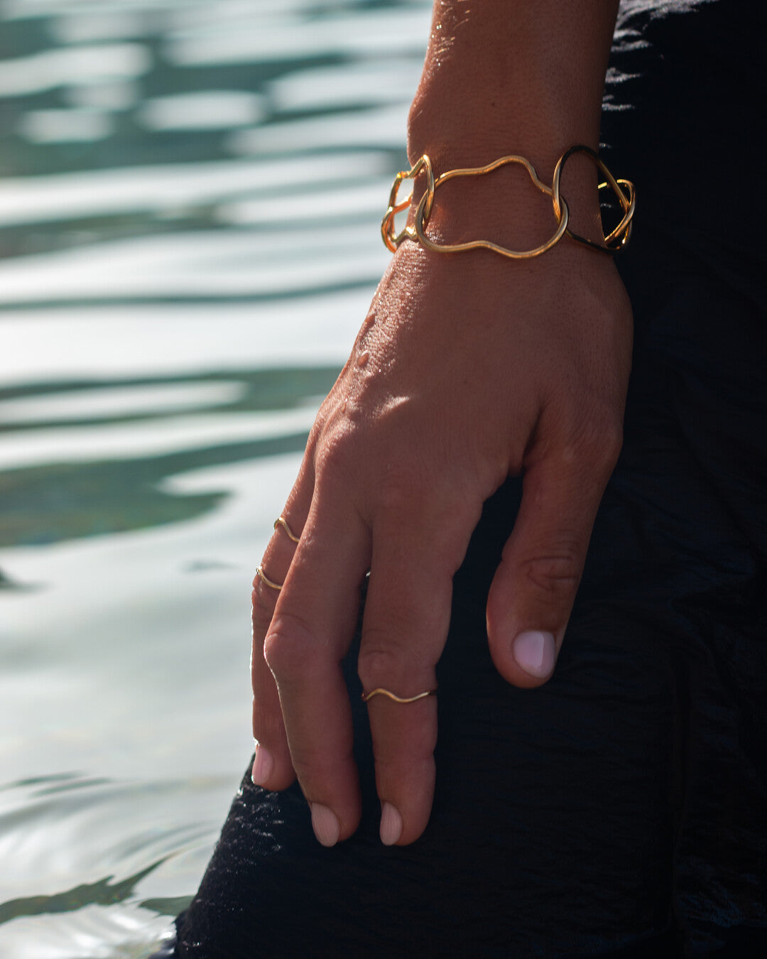 Handmade gold plated brass bracelet - AtelierJOA