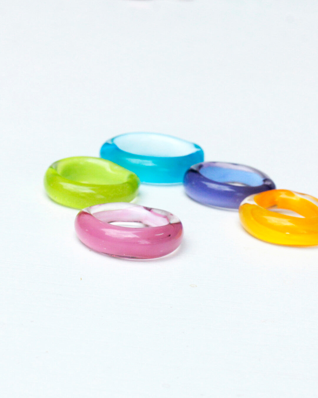 Confetti small band ring