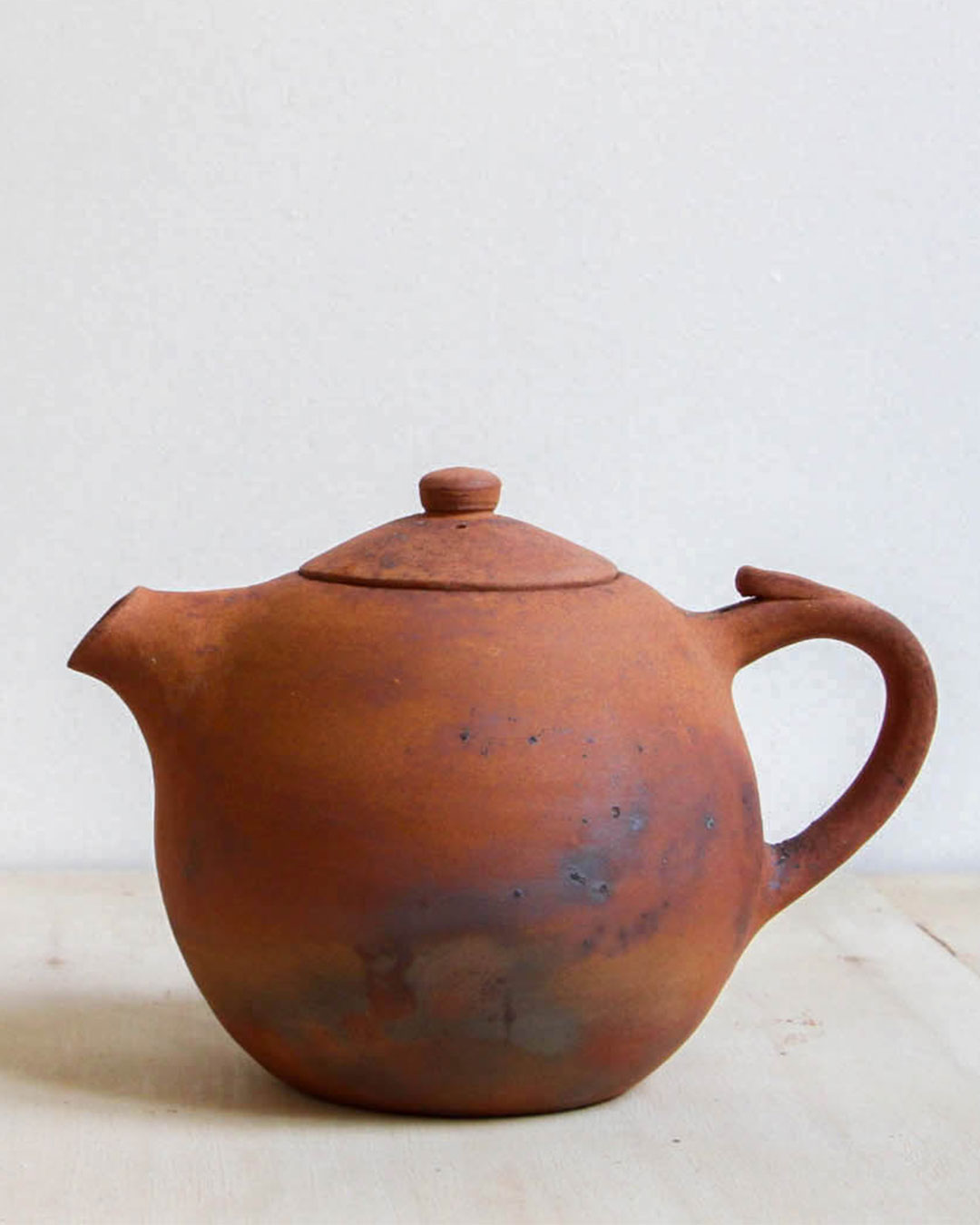 Smocky Tea Pot - Clementine Causse
