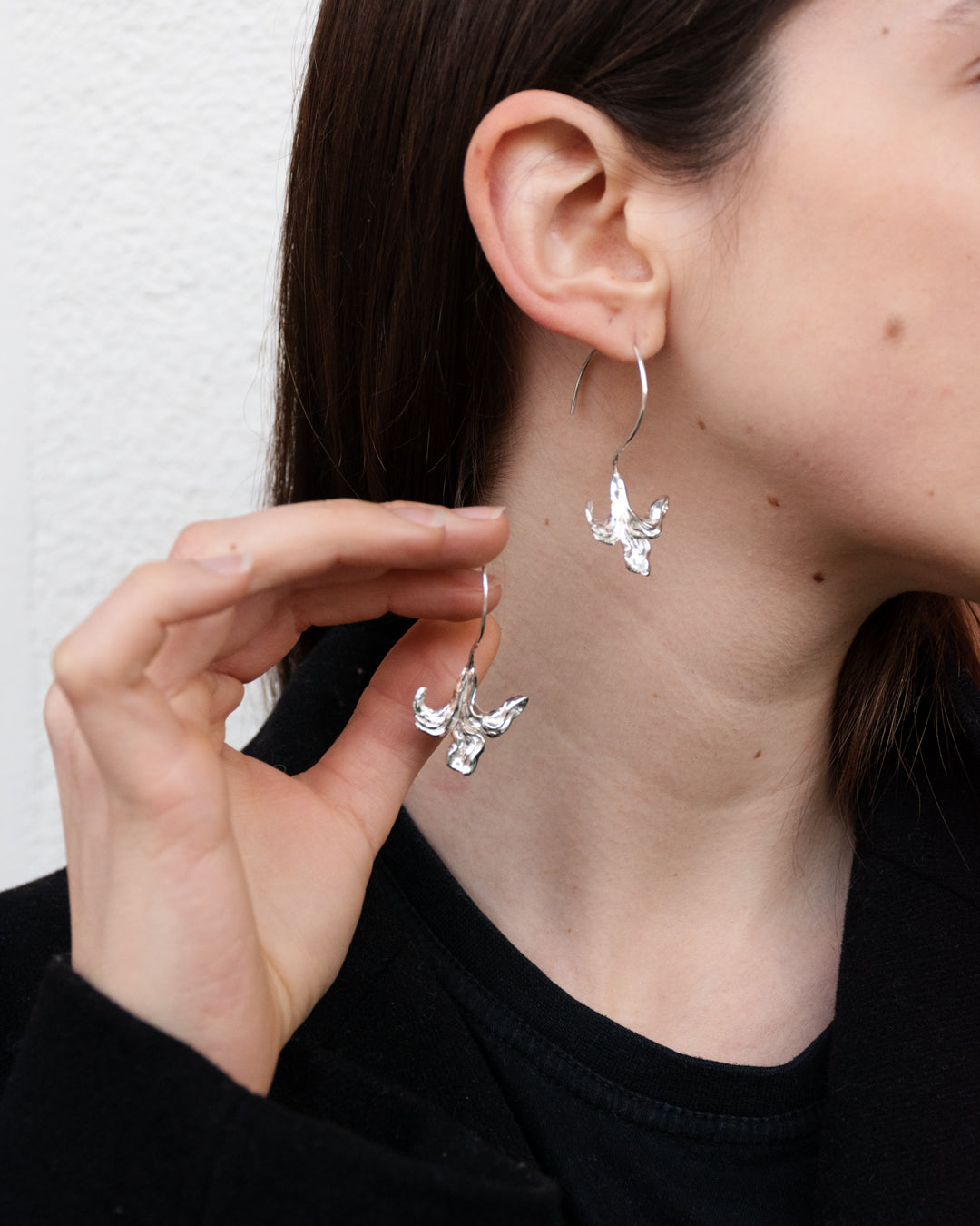 Iris-crush-jewel earrings