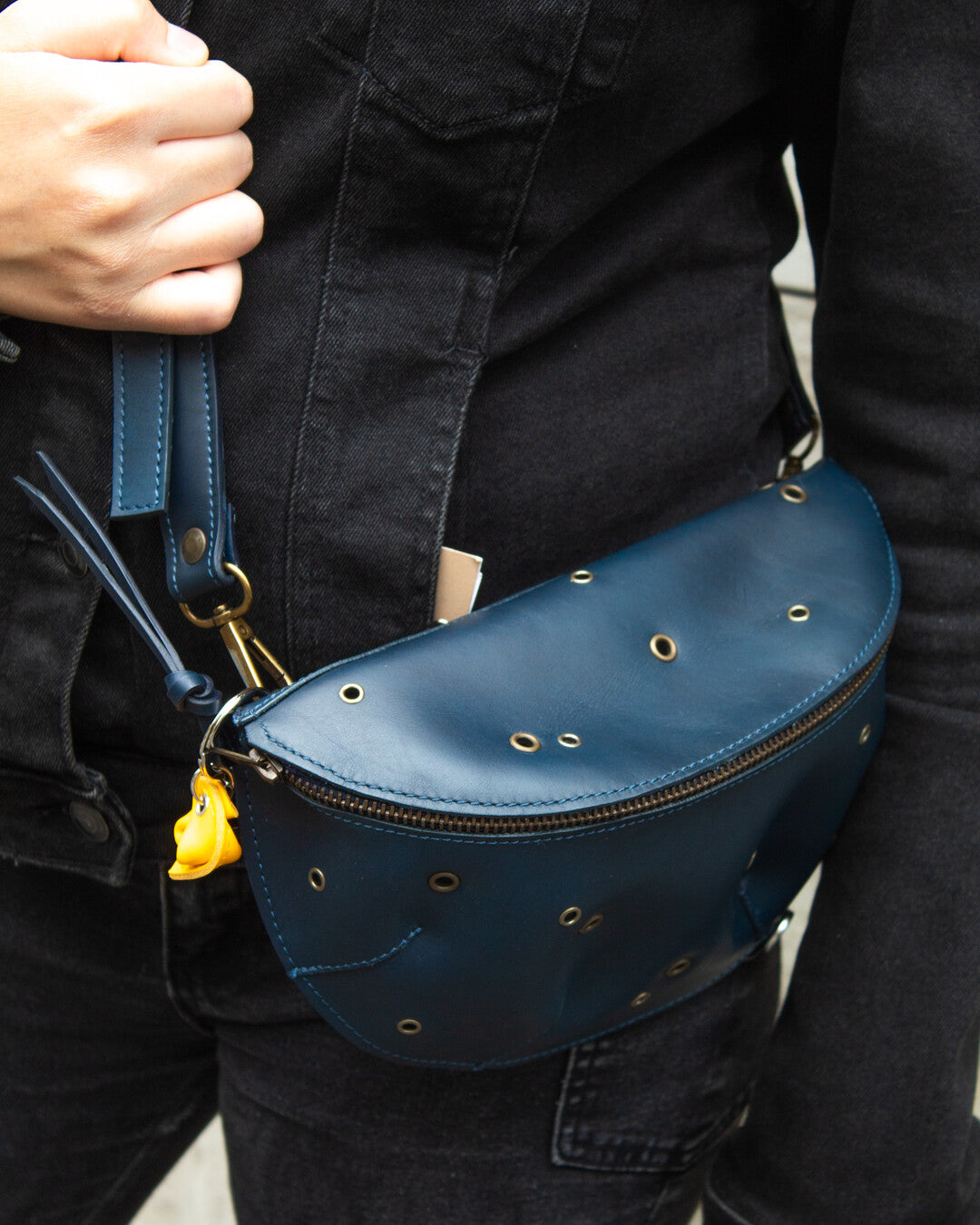 Olivia leather waist bag