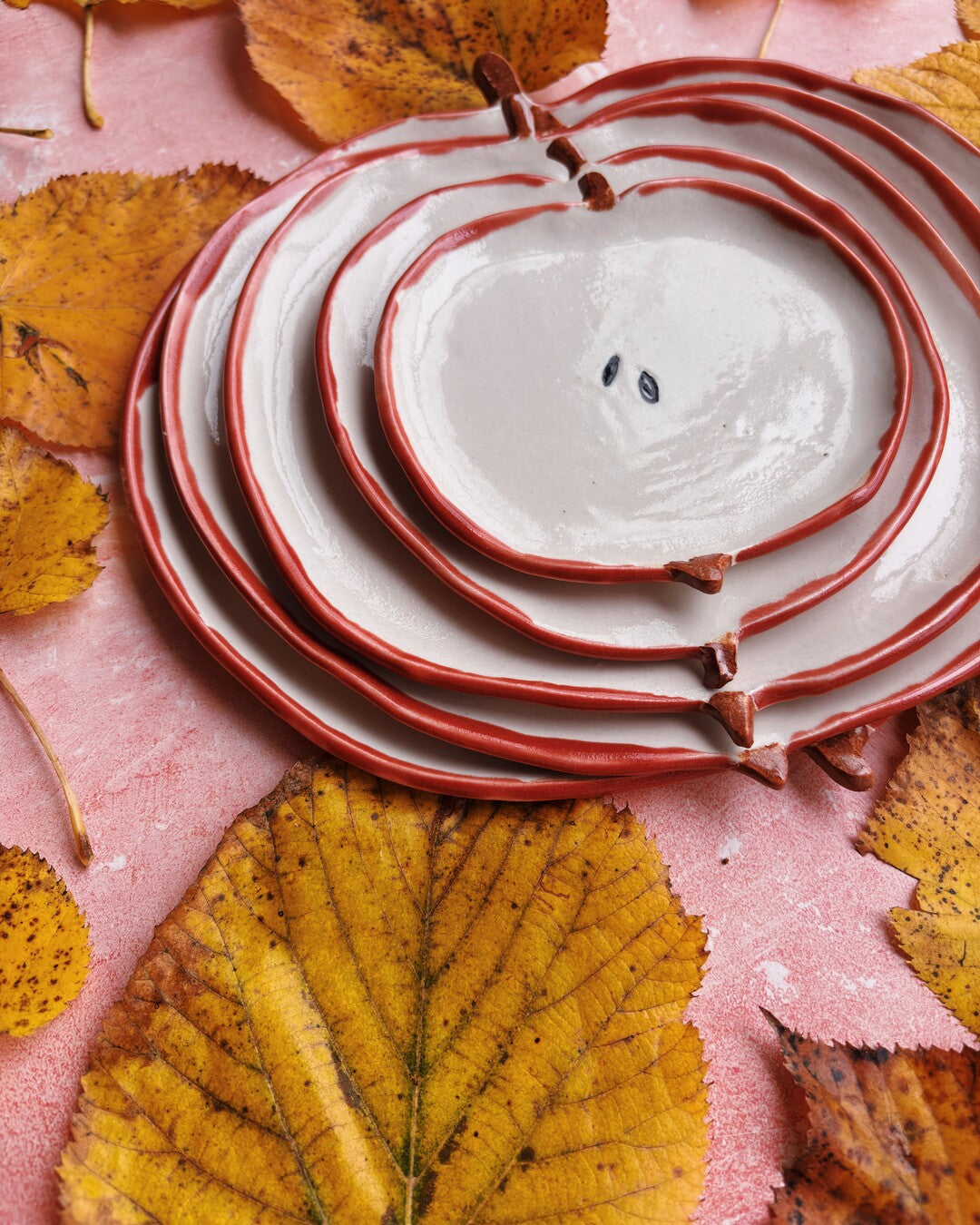 Apple Aperitivo Plates Set