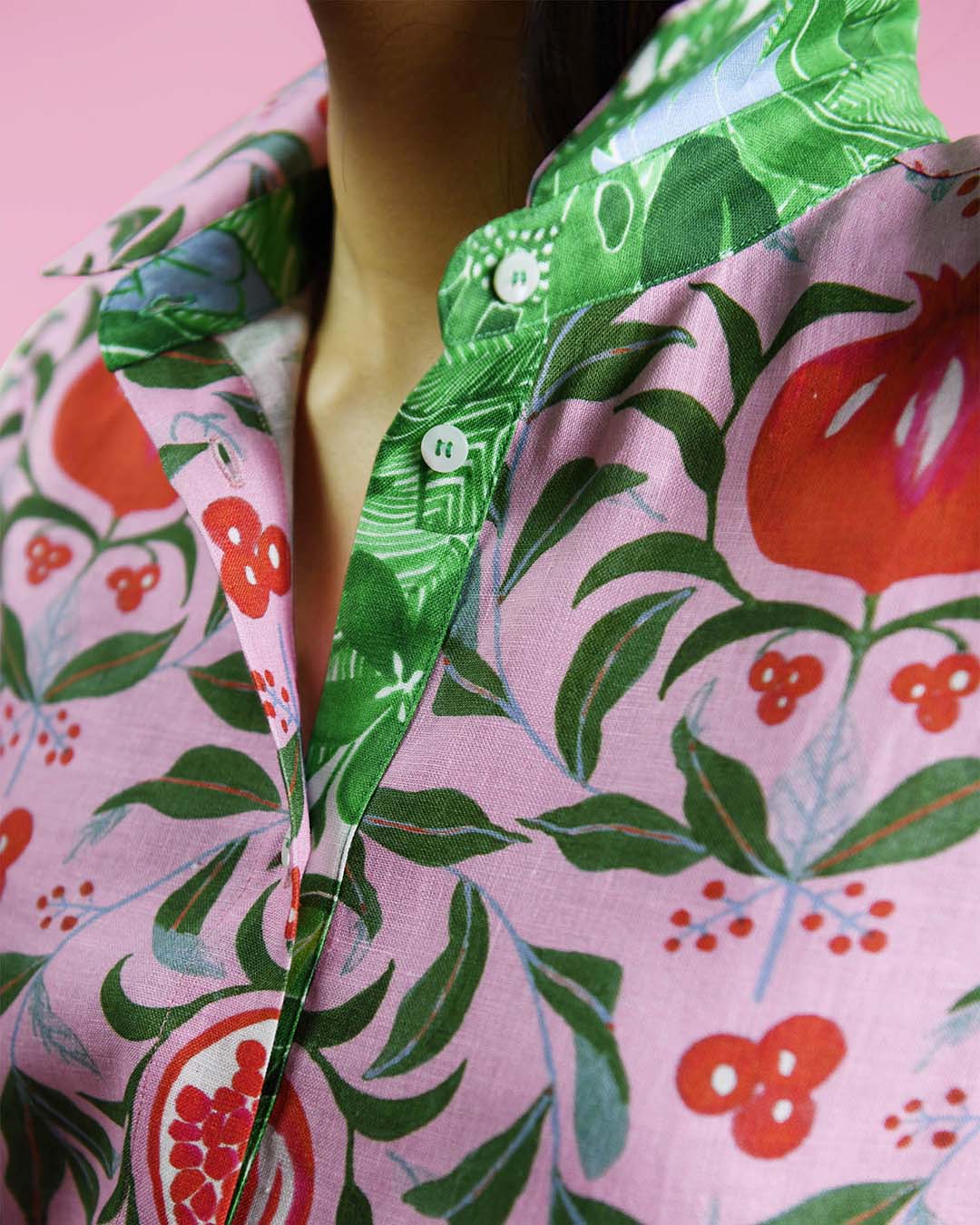 Bosque das Mangueiras - Pomegranate Shirt