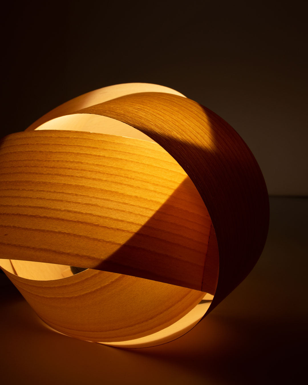 Campdell Lamp_ Beech wood