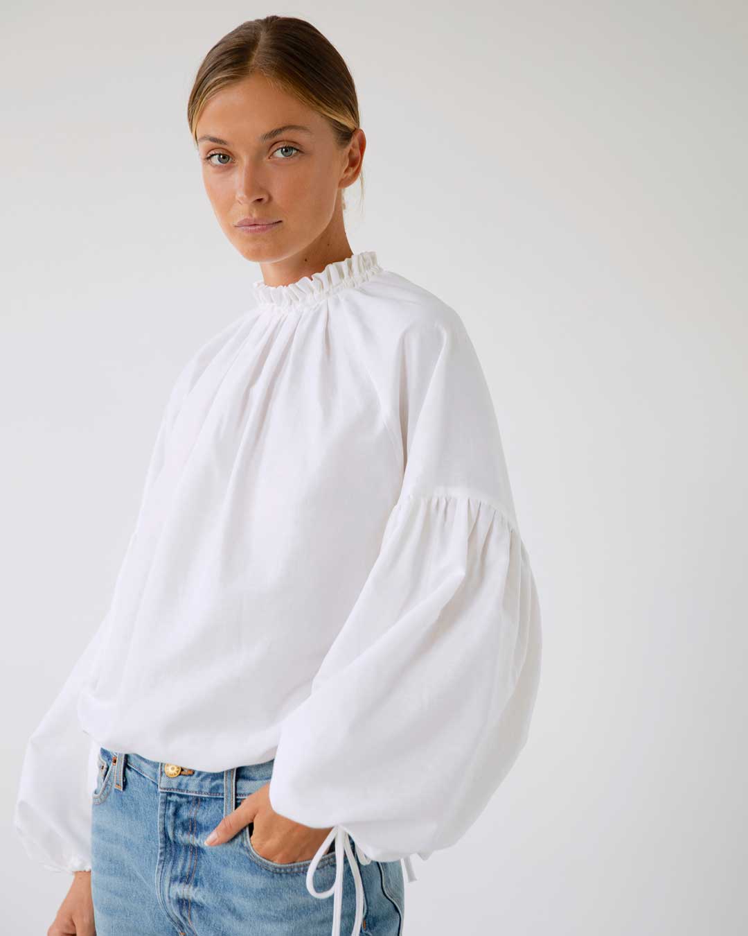 White Elastic loose fitting shirt